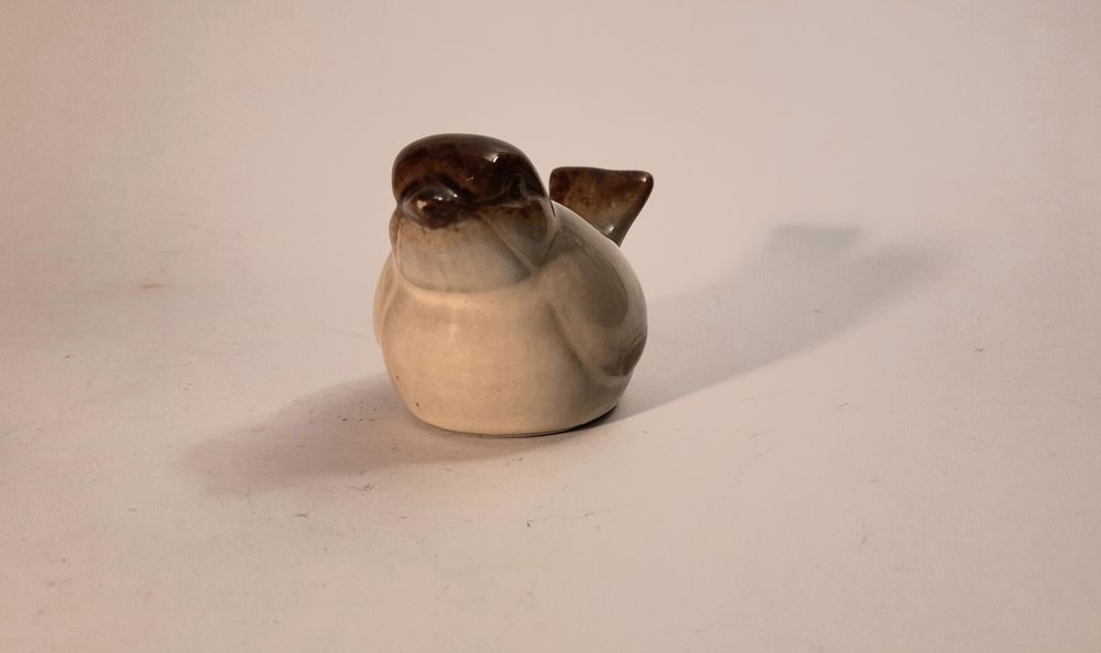 Ceramiczna zabytkowa figurka - ptaszek  - Vintage