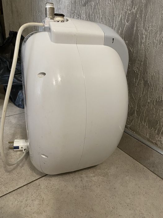 Бойлер Tessy на 10 літрів