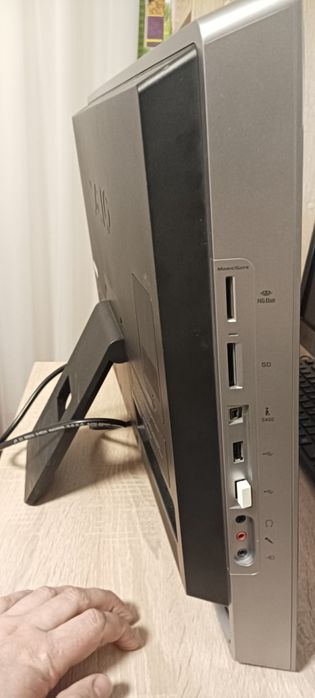 Продам моноблок , sony vaio VPCL11M1R