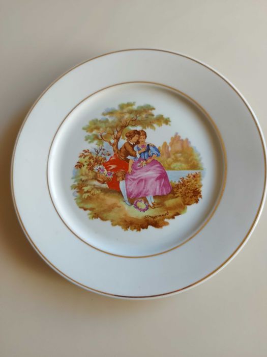 Prato de PORCELANA Portuguesa, com Cena de Fragonard