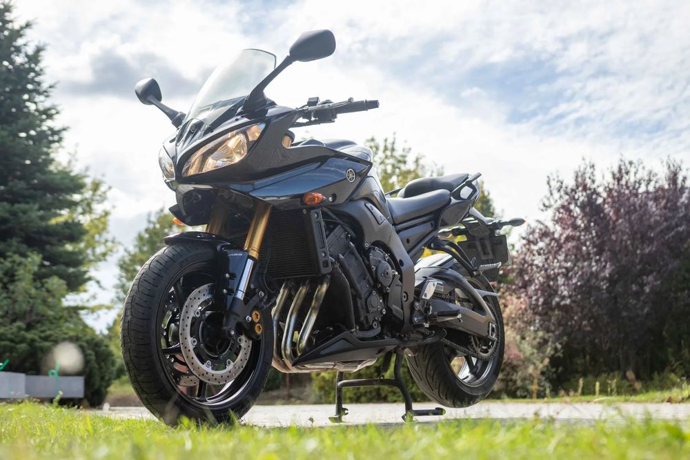 Yamaha FZ8
