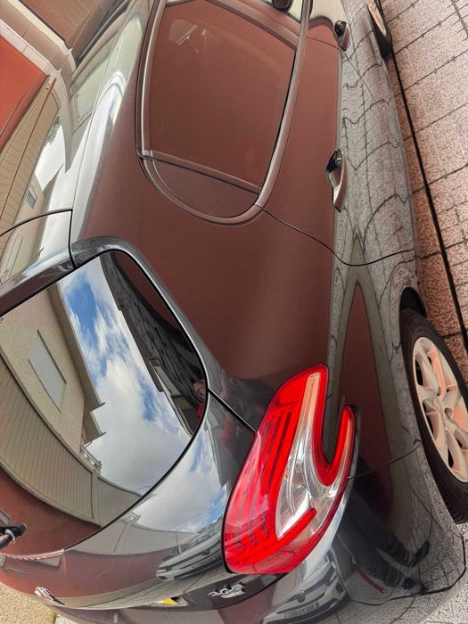 Peugeot 208 1.6 HDi – Económico e Fiável | 2012