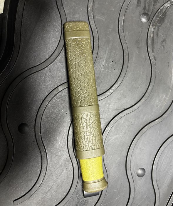 Nóż Mora 2000 ( finka)