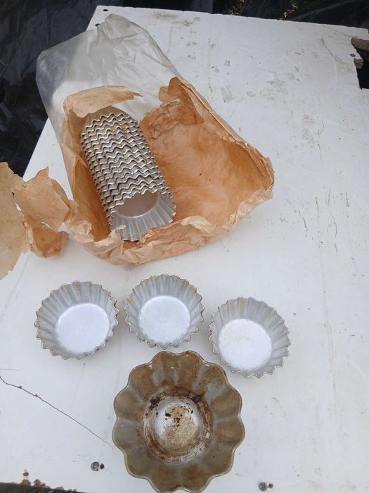 Старовинні алюмінієві форми для кексів 20шт