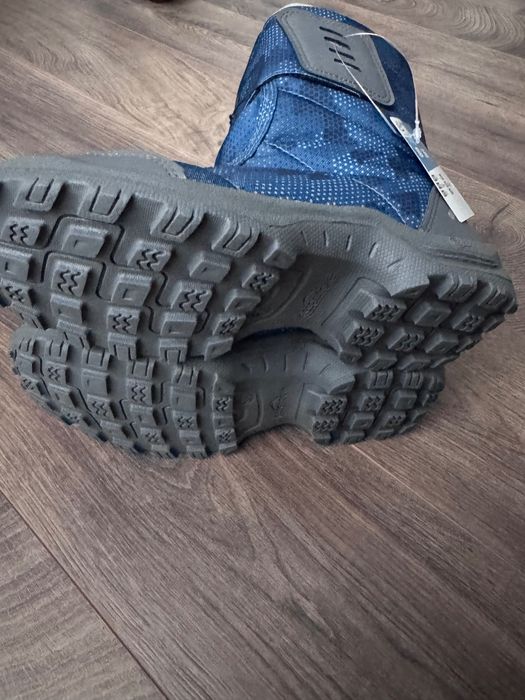 Продам зимові термо чоботи для хлопця 36 розмір