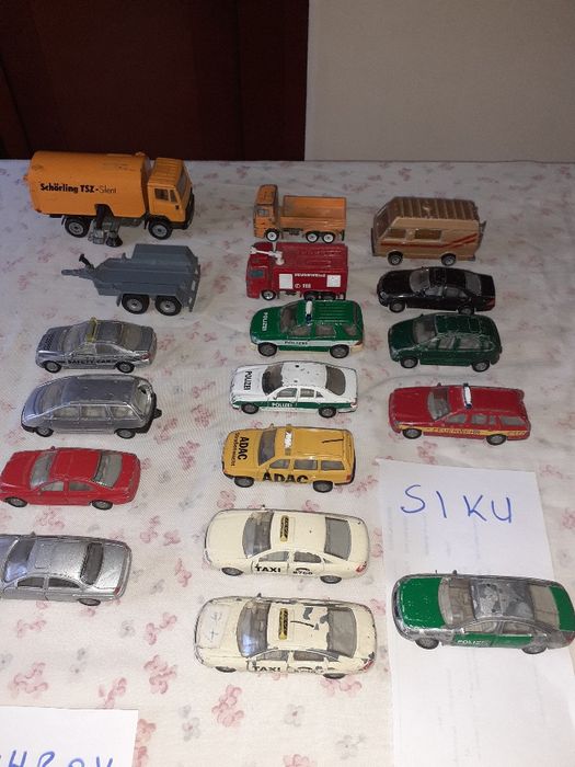 CARROS e motas miniaturas da Dinki, Corgi Toys,Majorette,Matchbox,etc