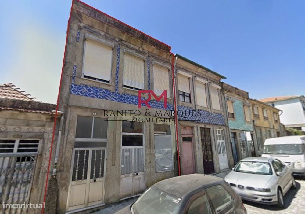 Prédio Para Reabilitação C/ Comércio E Habitação - Porto