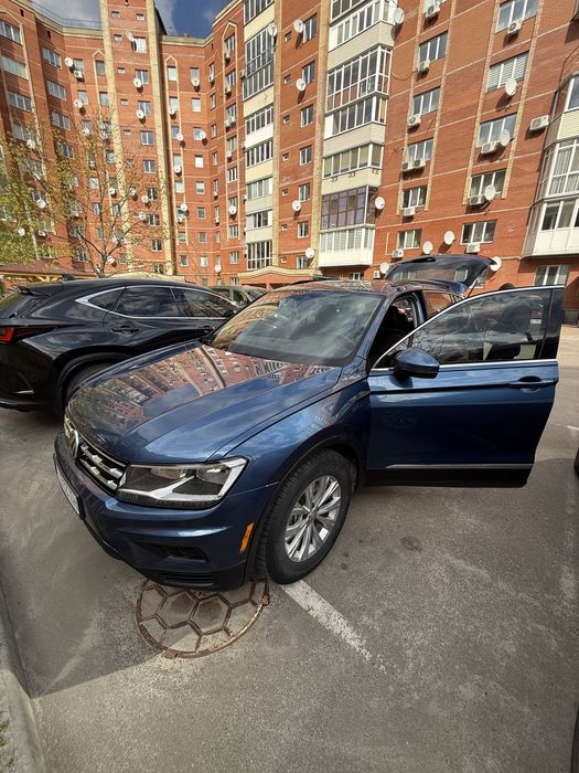 Продам Volkswagen Tiguan