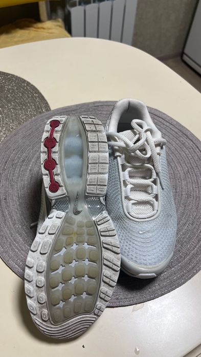 Кроссовки Nike Air