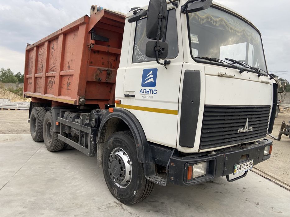 Маз самосвал 551605-271