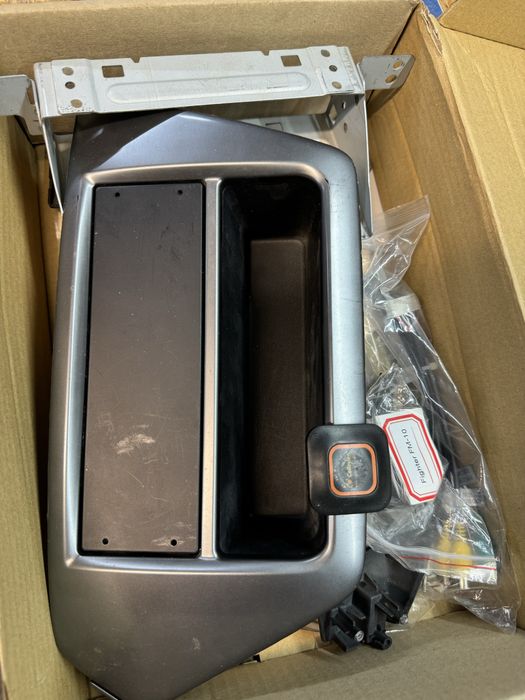 Перехідна рамка магнітоли KIO Rio 3