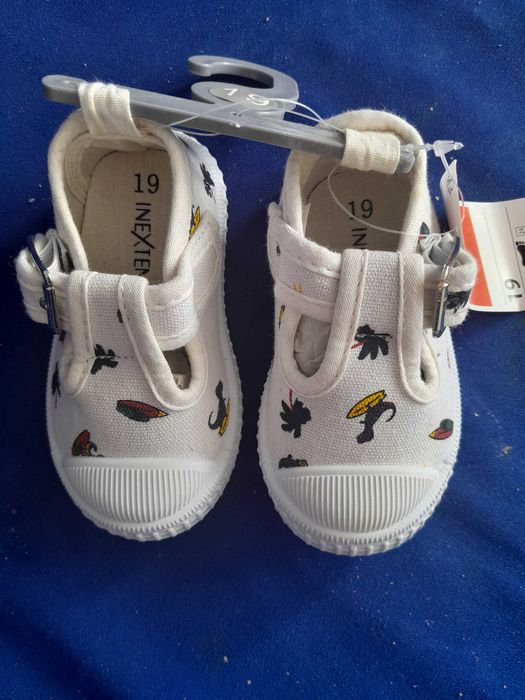 Buty rozmiar 19 NoWE