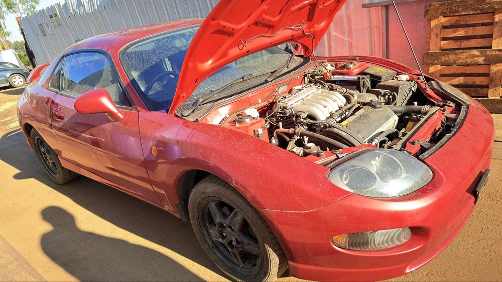 Frente Completa  Mitsubishi FTO  versão E-DE3A 2.0 V6 gasolina