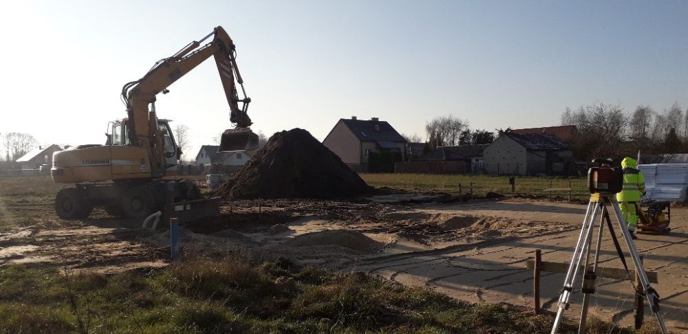 Wykopy Zasypki Rozbiórki Wyburzenia Koparka Koparko-ładowarka Wywrotka