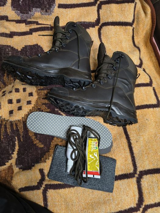 Зимові берці + устілки і шнурки