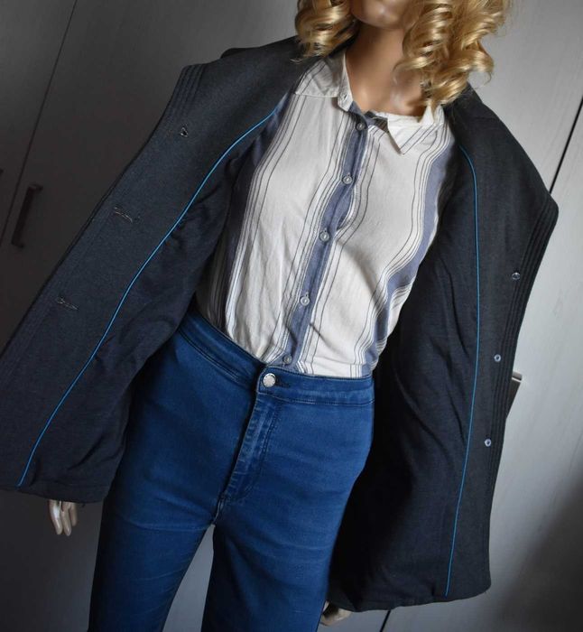 Płaszcz trencz S 36 M przejściowy ocieplany krótki bosmanka bawełniany