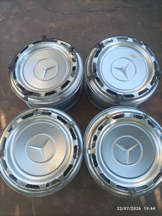 Tampoes roda Mercedes Classicos jantes 14 em inox como novos