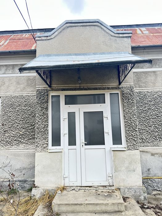 Продам будинок та ділянку
