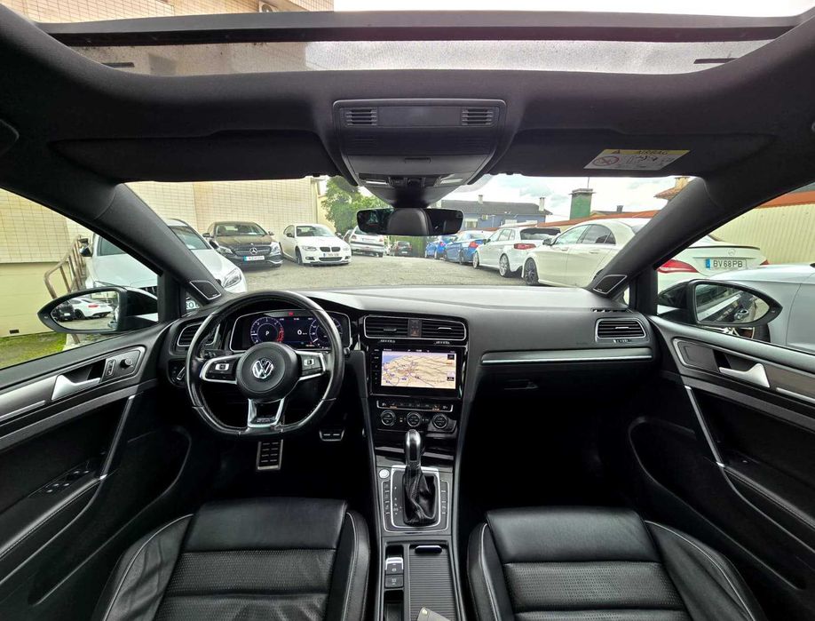 Volkswagen Golf 7.5 Gtd 2.0Tdi 184Cv Dsg (Look GTI)  "Full Extras"