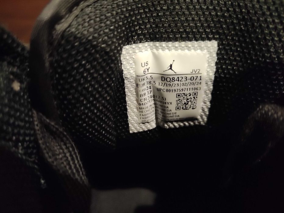 Nike Air Jordan 1 Mid r. 38.5