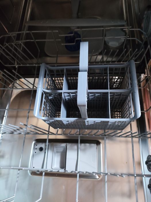 Máquina da Loiça Candy - Como nova64284080142851123