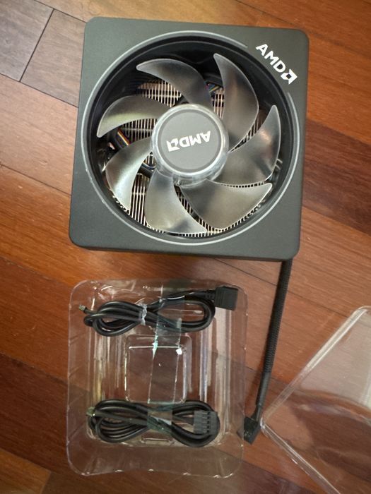 Dissipador Cooler AMD + Ventoinha RGB AMD - NOVO