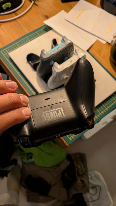 3x Pad xBox ONE + podstawka