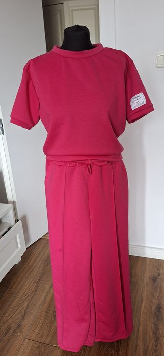Komplet damski: spodnie i bluza- nowy