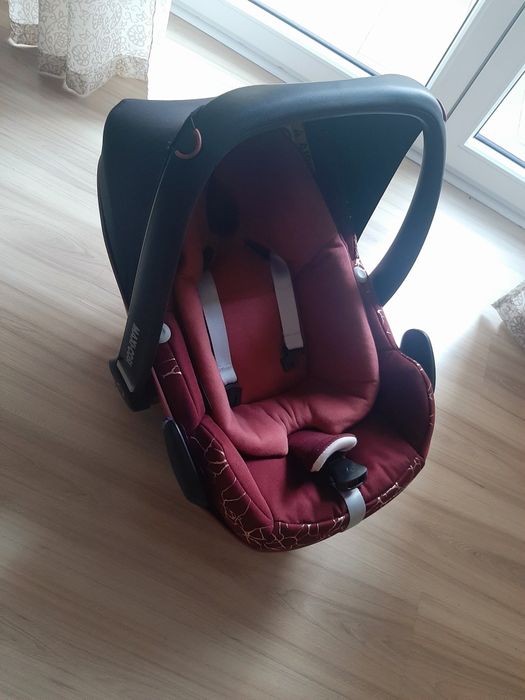 Fotelik samochodowy, nosidełko Maxi Cosi Pebble Plus 0-13kg