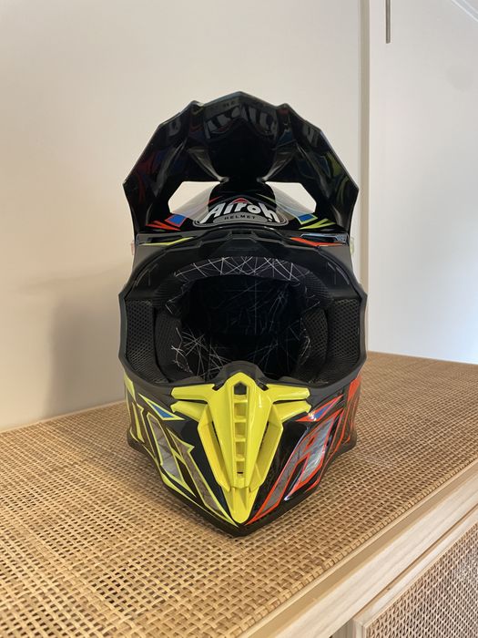 Capacete Enduro Airoh