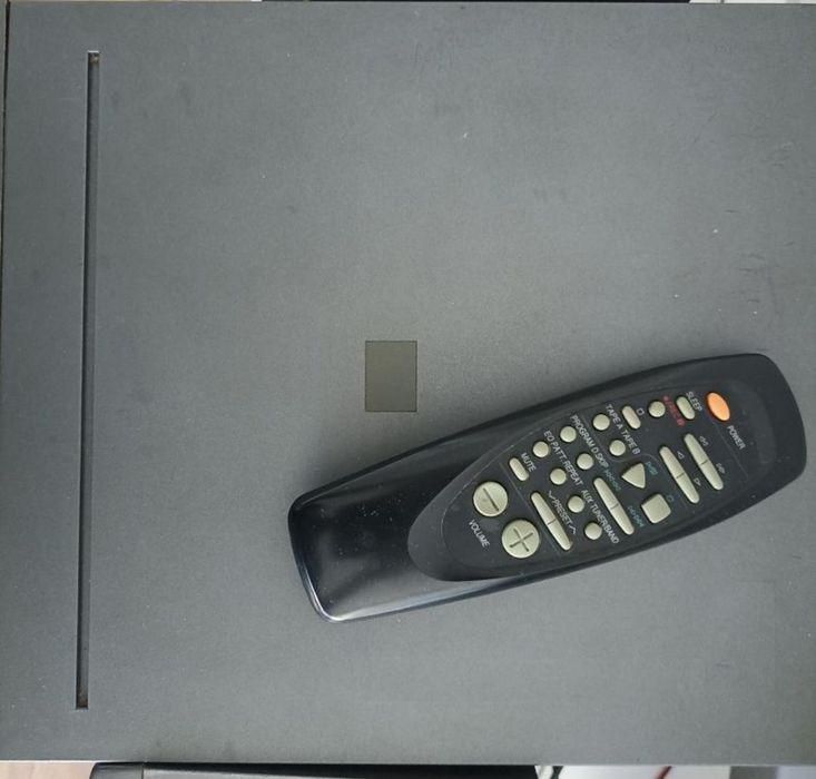 Wieża LG na trzy CD