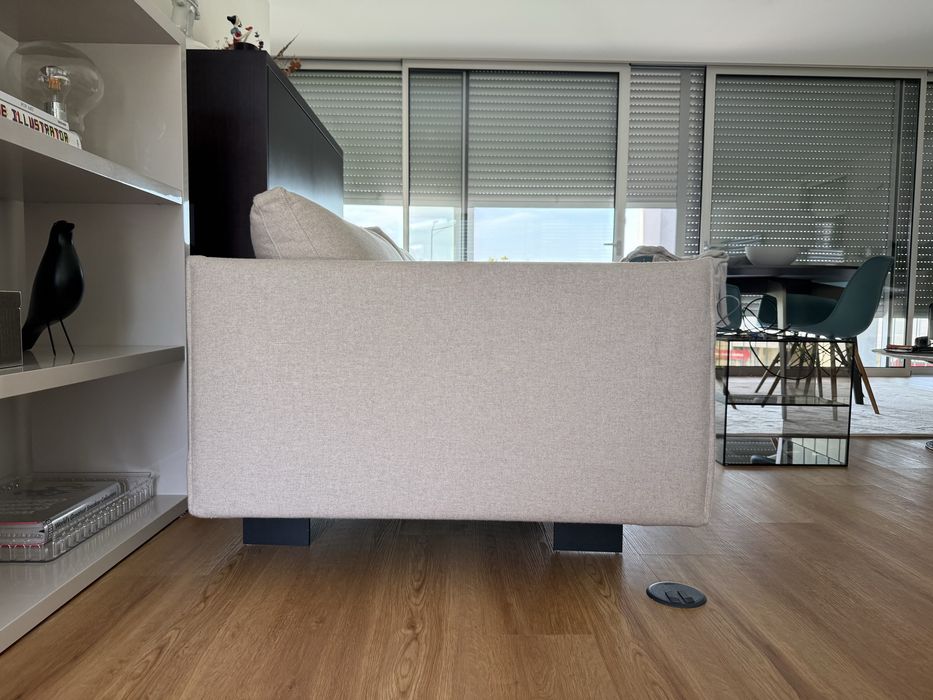Sofá 2 lugares marca Sancal como novo