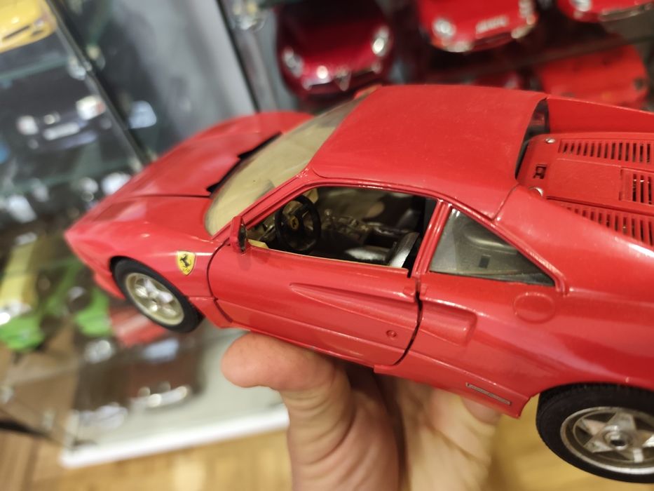 1/18 Ferrari GTO 1984 burago carro coleção miniatura