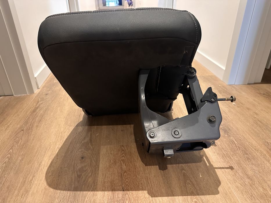 2 bancos mitsubishi spacegear de 1999