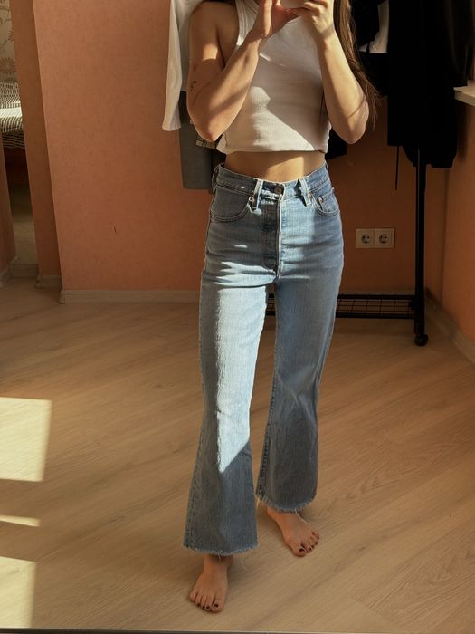 Жіночі джинси LEVIS розмір xs/s