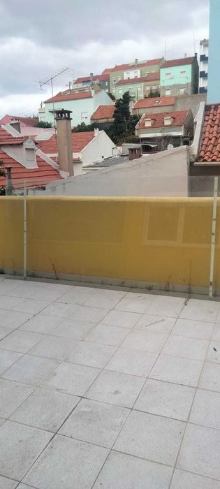 Doa-se Portas em alumínio e vidros para montras várias medidas