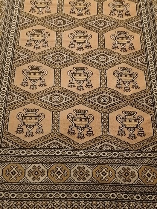 Tapete artesanal estilo Bukhara Afegão ou Paquistanês