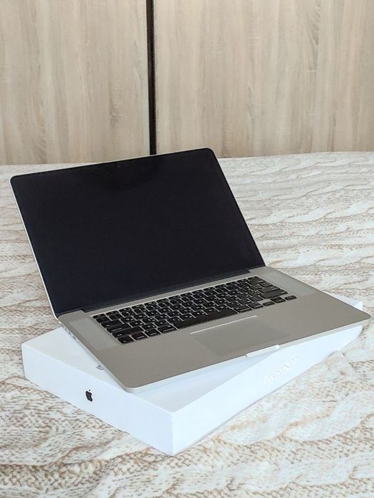 MacBook Pro 15" Retina (Mid 2015) А1398 Збережений стан!