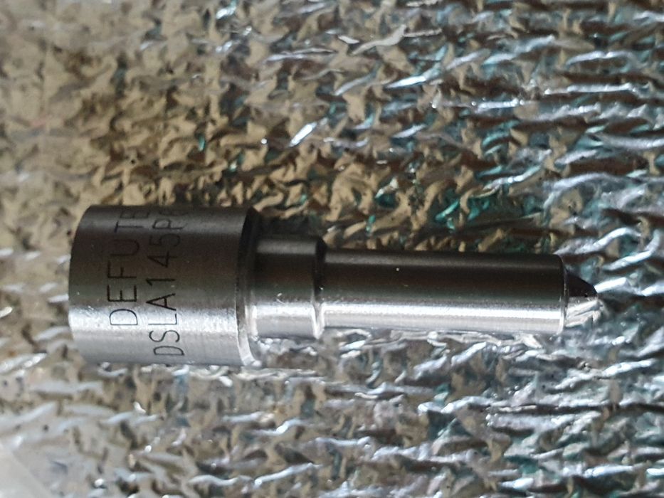 Форсунки DSLA 145 P619 розпилювачі