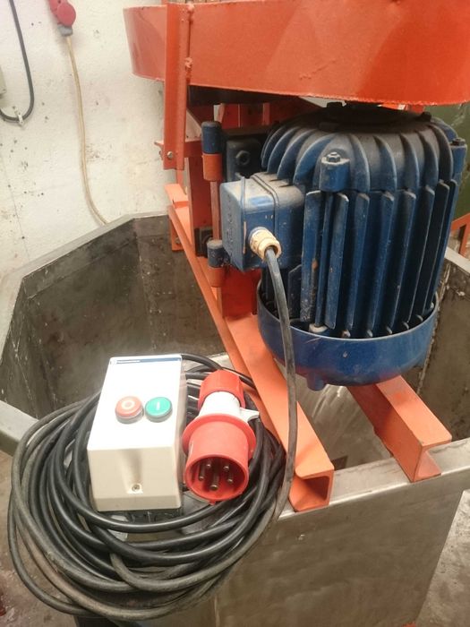 Diluidor móvel para barbotina