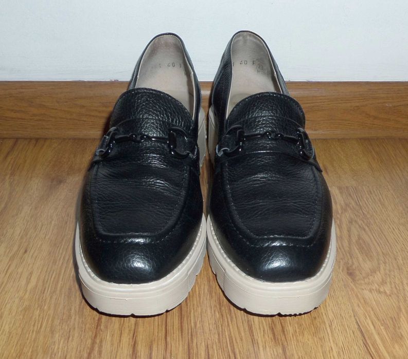 Buty Ryłko rozmiar 40 eleganckie