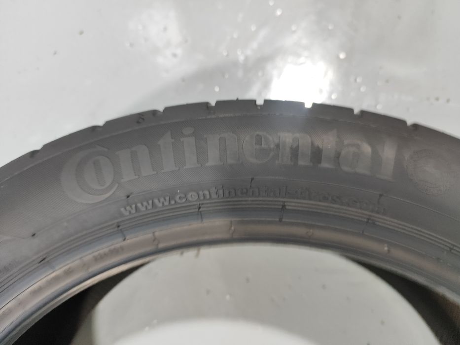 2 pneus semi novos 205-45R16 Continental - Oferta dos portes