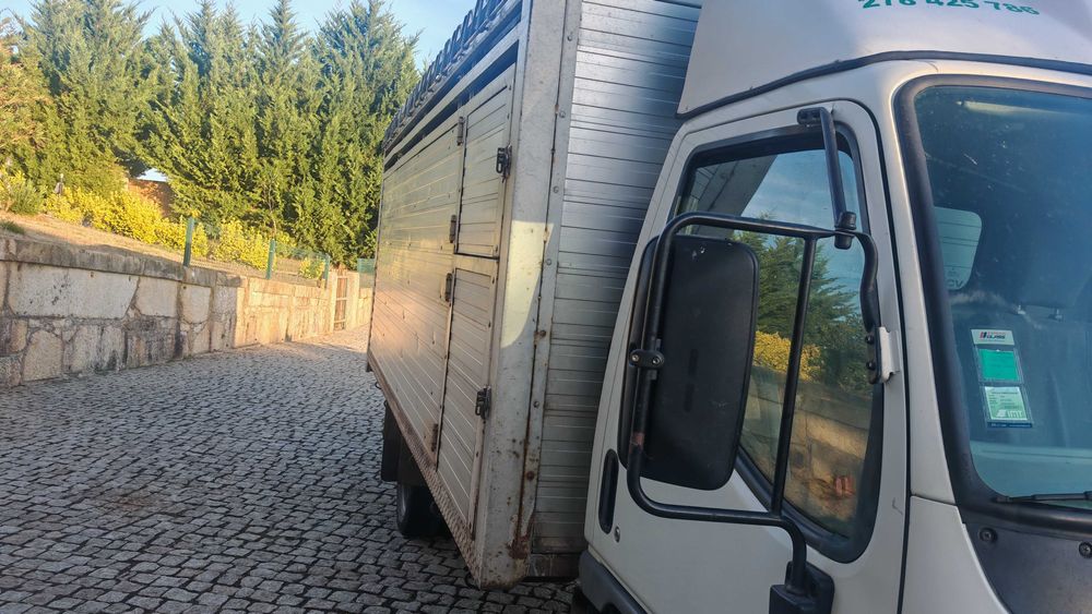 Carrinha Mitsubishi Canter 3.0 (Transporte de animais vivos)