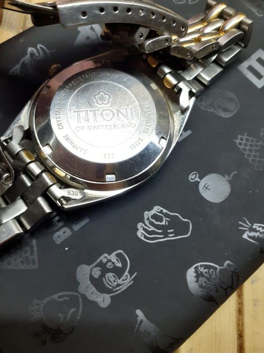 Мужские часы, швейцарские, оригинальные