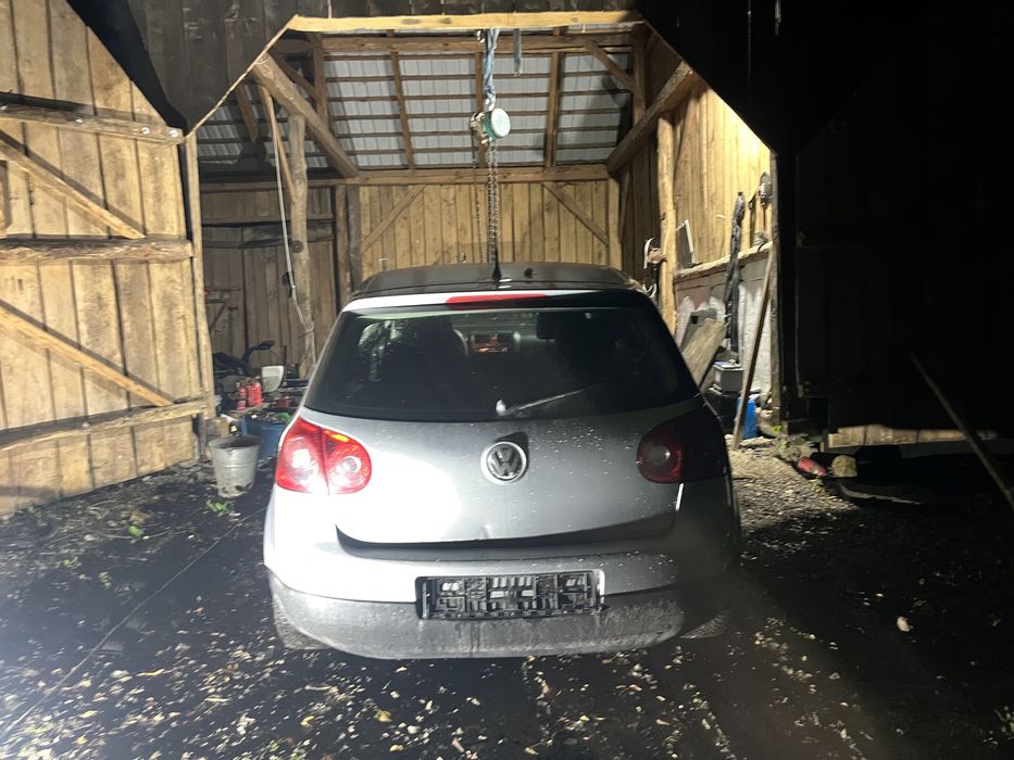 Розборка VW GOLF 5 шрот гольф 5 запчастини гольф V