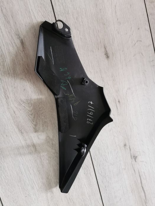 Kawasaki z900 osłona owiewka panel wypełnienie prawe