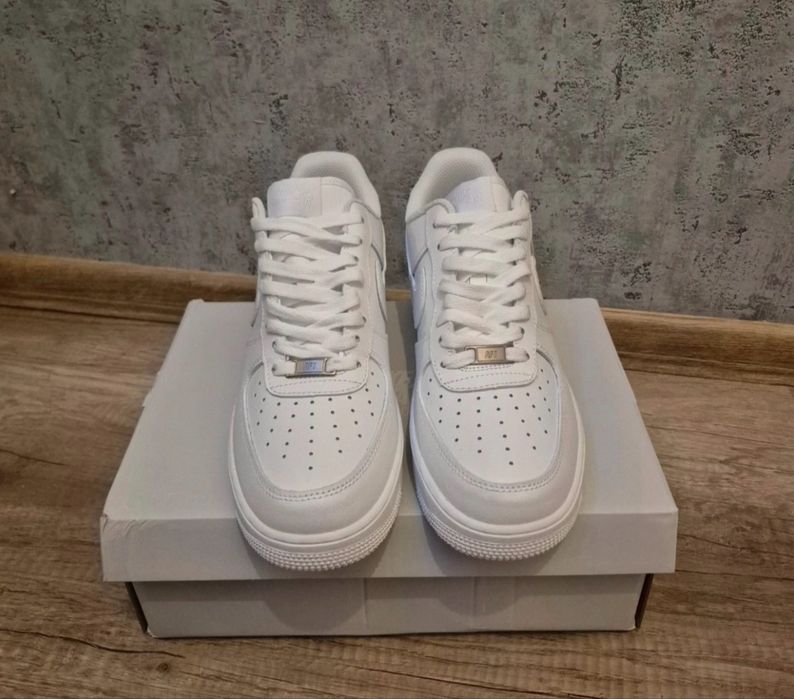 Nike Air Force 1 Brancas novas c/fatura Nike
