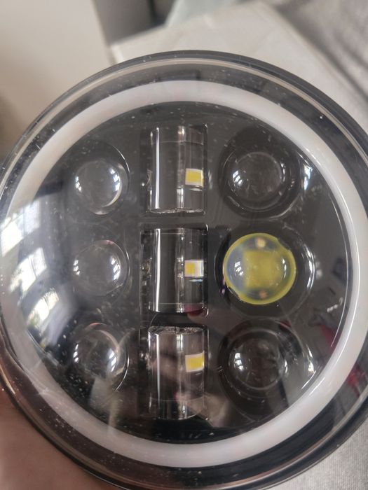 Halogenowy reflektor do motoru