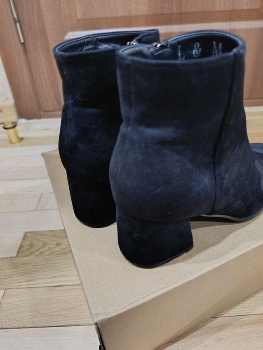 Осінні ботинки 37 розмір