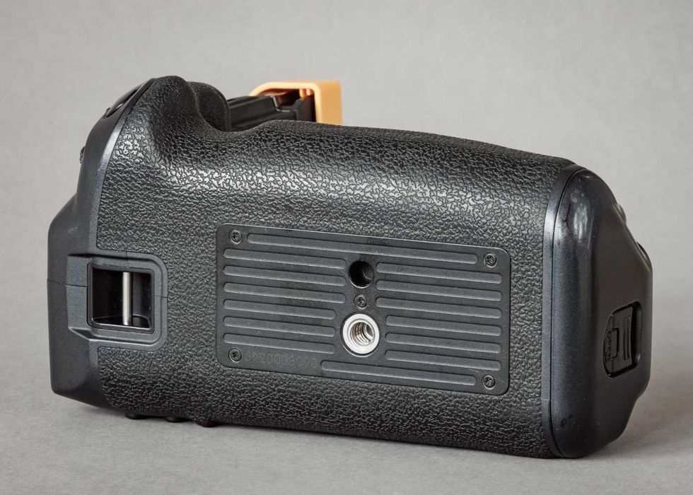 Canon BG-R10 grip